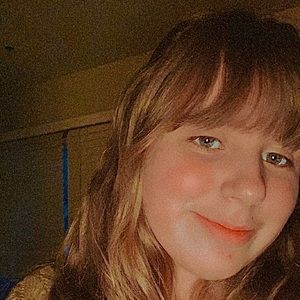 Meet your Posher, Nora